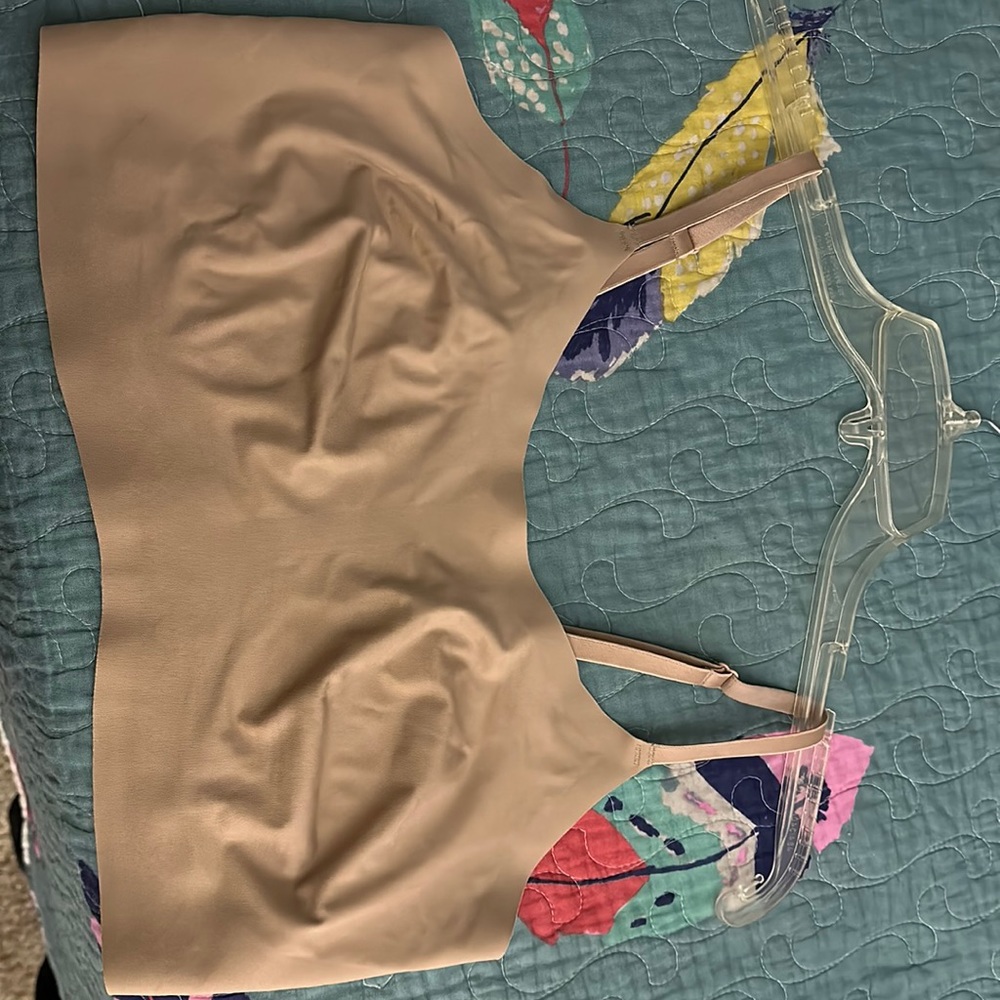 EBY bra without pads